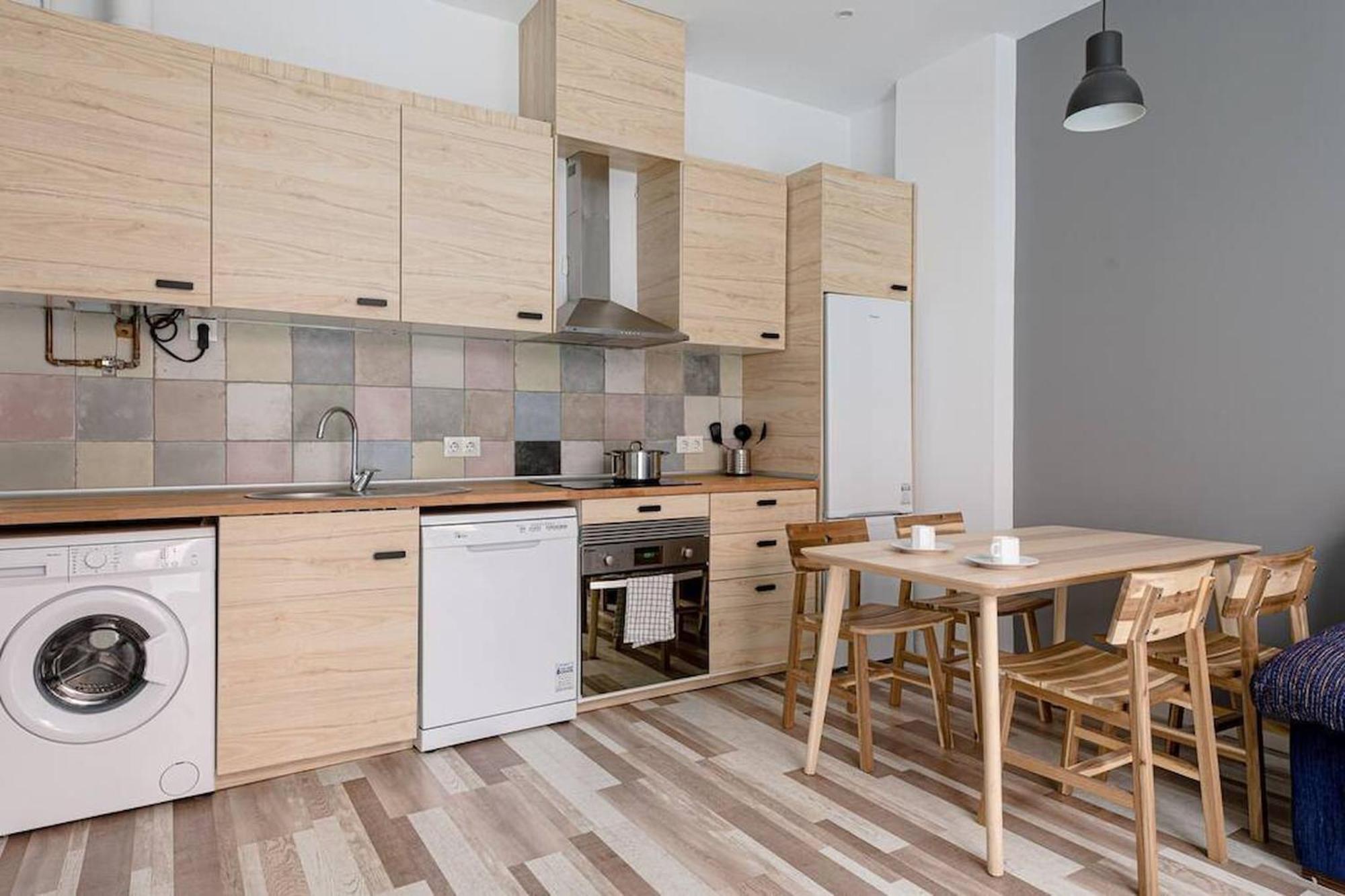Lovely 2-Bed Flat In Tetuan By Sharingco. Madrid Eksteriør billede